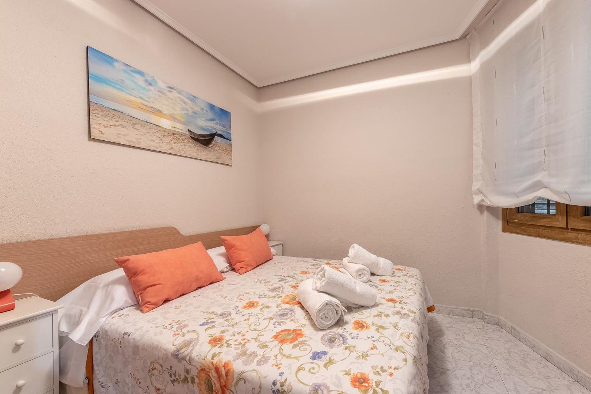 Apartamento En El Mismo Corazon Del Casco Viejo بلباو الغرفة الصورة
